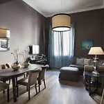 Palazzo Branchi - Luxury Suites